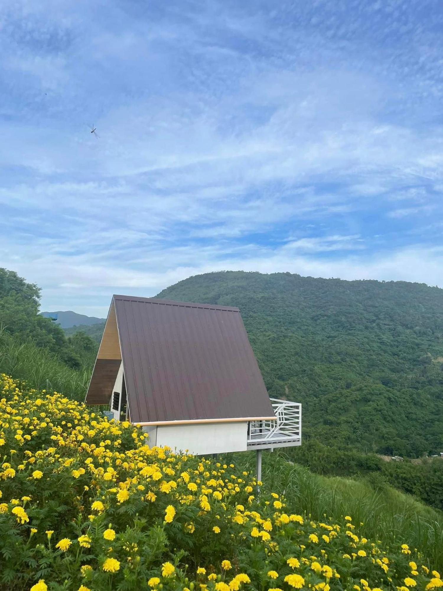 Mira Agropark Hotel Tanay Exterior photo